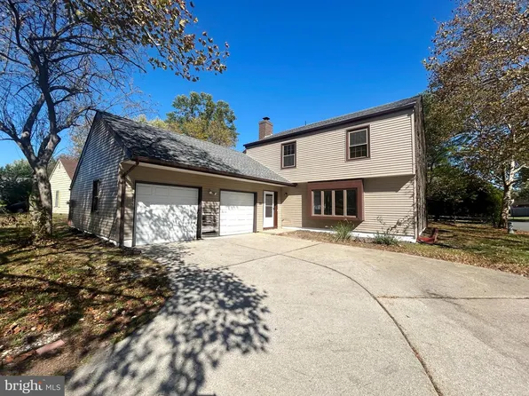 111 Peachwood Dr, Logan Township, NJ 08085