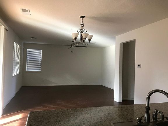 5th image of 7416 Morning Hill St
