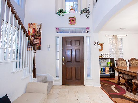 3rd image of 8335 Richmond Ct