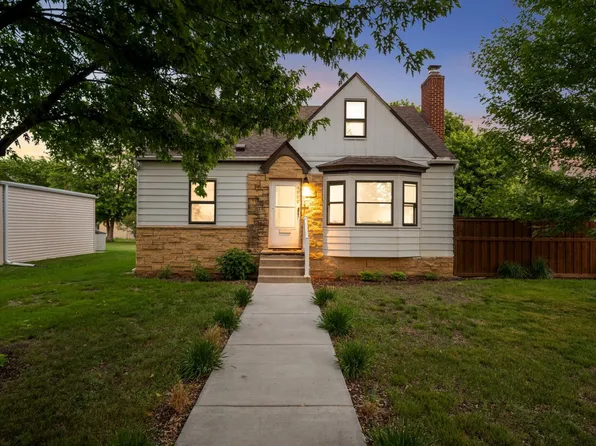4000 Welcome Ave N, Robbinsdale, MN 55422