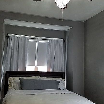 3rd image of 4340 Ashland Ave