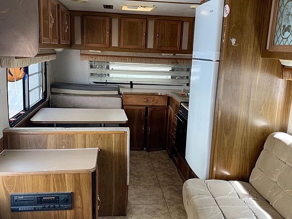 3rd image of 5755 S Fontana Ave Unit 16