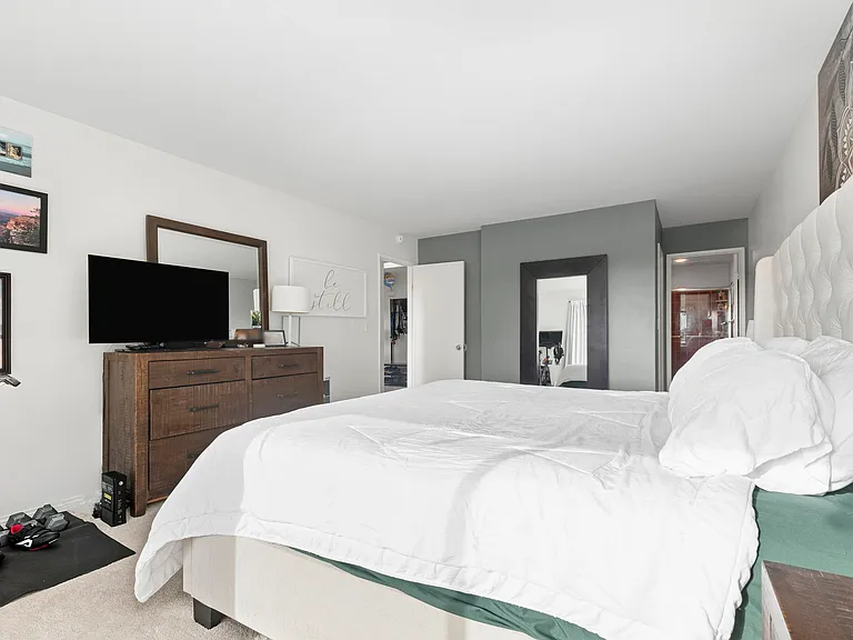 4650 W Point Loma Blvd #302 — Photo 32
