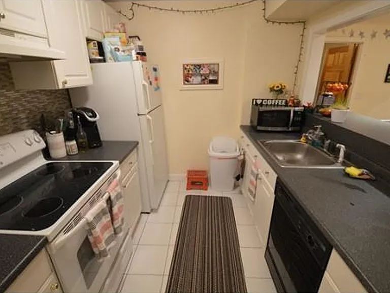 83 Pleasant St #1 — Photo 5