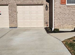 407 River Rdg, Lawrenceburg, IN 47025