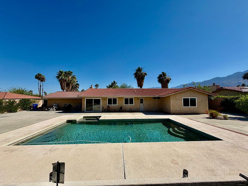 1st image of 2450 Tamarisk Rd