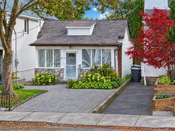 353 Rhodes Ave, Toronto, ON M4L 3A4