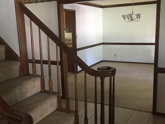 2nd image of 1408 Edgartown Ct