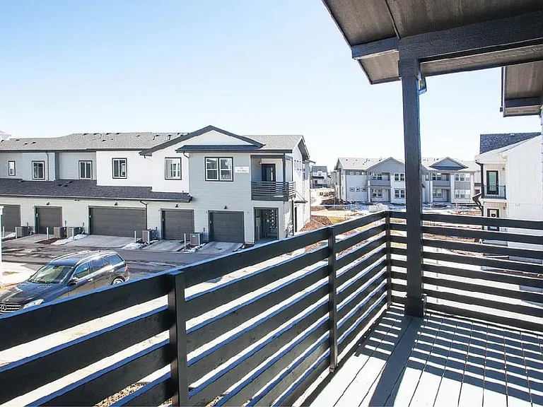 563 Vicot Way #C — Photo 18