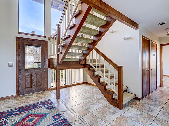 4th image of 2480 Ridge Rd