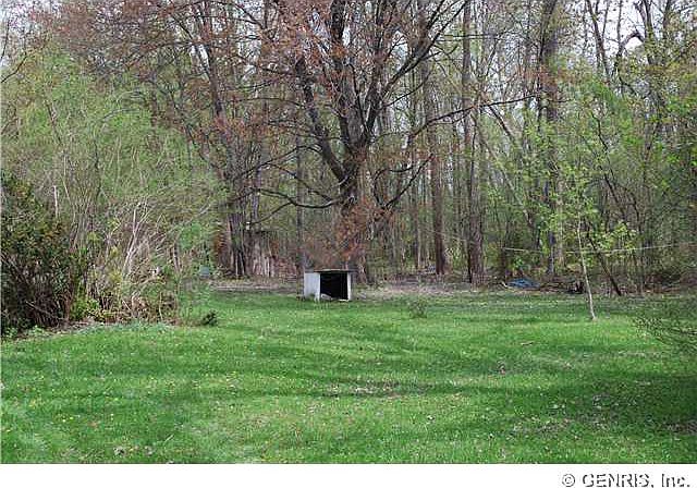 2nd image of 644 Preece Rd