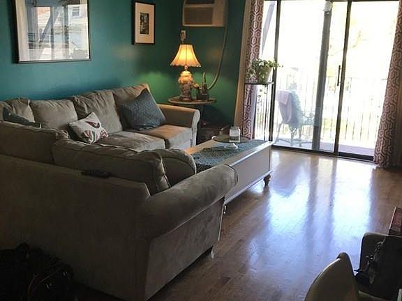 5th image of 458-460 Eastern Ave Unit 1