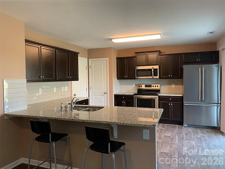 4265 Long Arrow Dr — Photo 11
