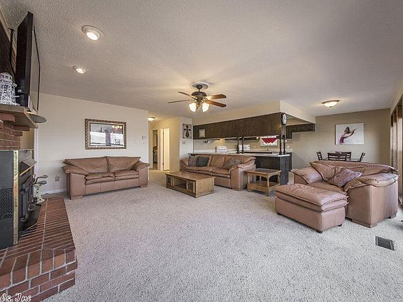 5th image of 9 Dougan Dr