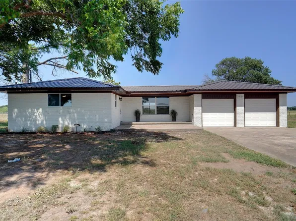 264 County Road 1304, Bridgeport, TX 76426