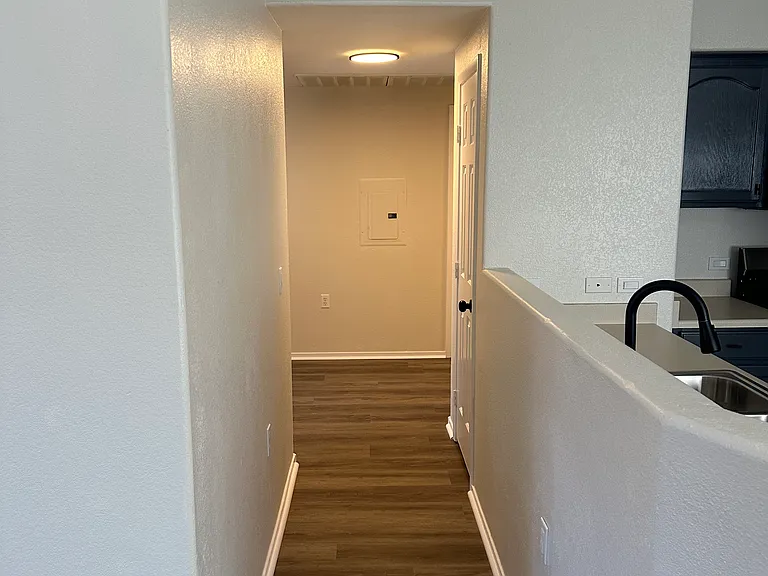 10245 S Maryland Pkwy #1205 — Photo 7