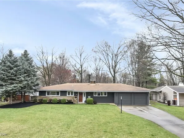 2706 Country Club Blvd, Rocky River, OH 44116