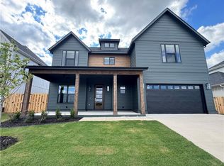 4114 W Erin Dr, Rogers, AR 72758