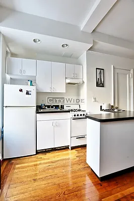 Rented by City Wide Apartments | media 3