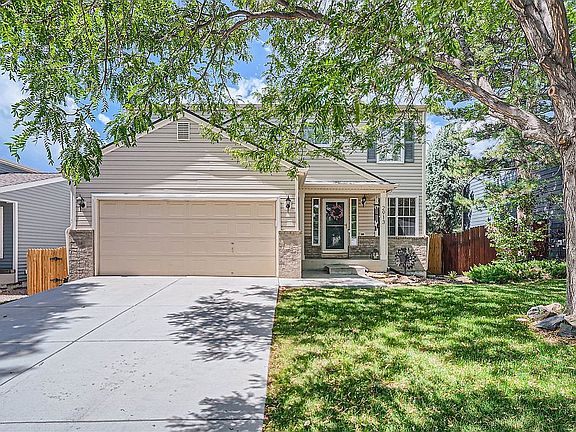 2nd image of 2913 S Deframe Way
