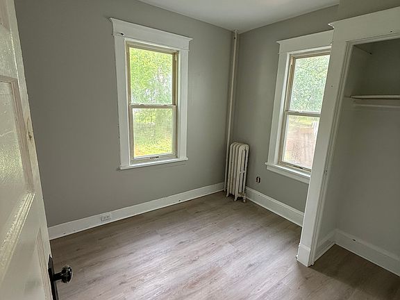 5th image of 57 Plum St Floor 2