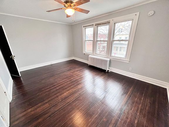 5th image of 320 E 235th St Floor 2