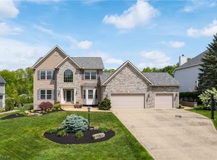 2761 Sunburst Dr, Medina, OH 44256