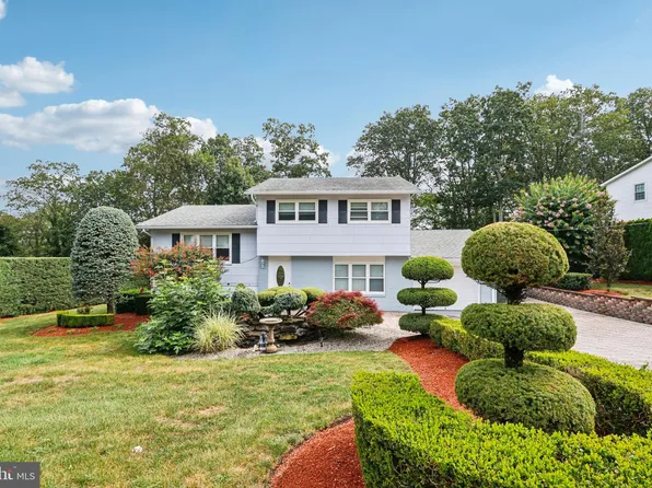 6 Upper Pennsylvania Ave, Jackson, NJ 08527