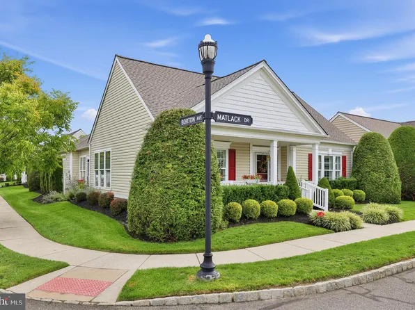 46 Matlack Dr, Voorhees, NJ 08043