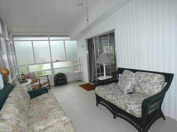 5th image of 16627 Camelia Dr