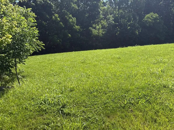 28 Chelsey Park Dr, Fisherville, KY 40023
