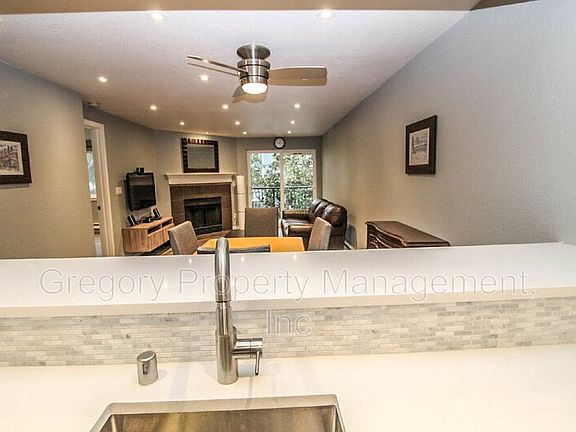 5th image of 12601 SE 41st Pl APT C203