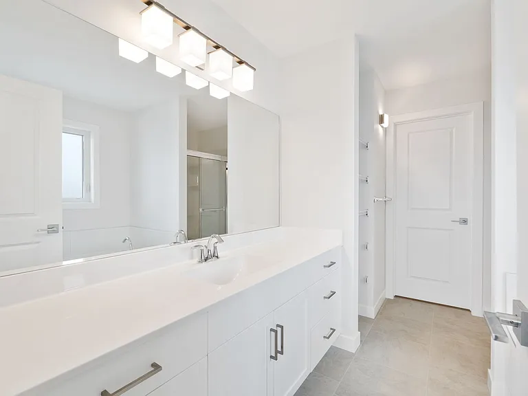 343 Yellow Moon Cres — Photo 16