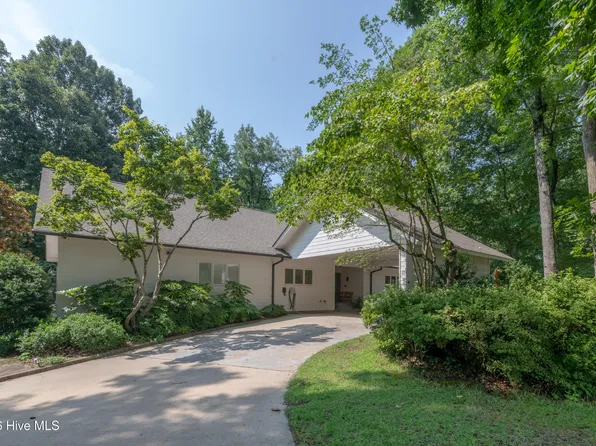 1015 Cardinal Drive NW, Wilson, NC 27896