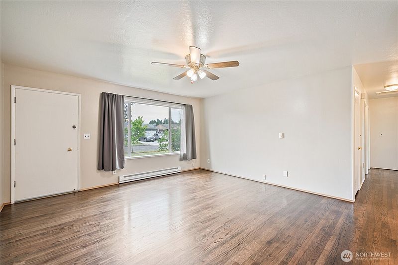 5th image of 2721 Taylor Avenue