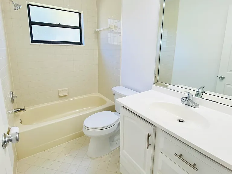 212 Trace Ct — Photo 18