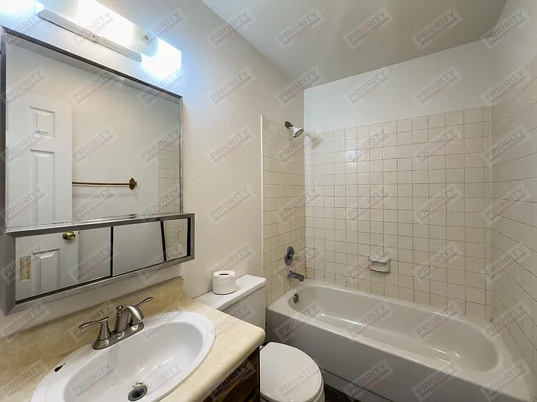1319 Eagles Nest Cir — Photo 7
