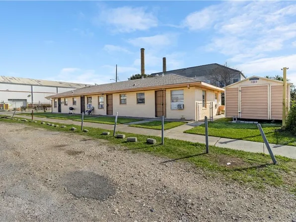 8840 Spruce St, New Orleans, LA 70118