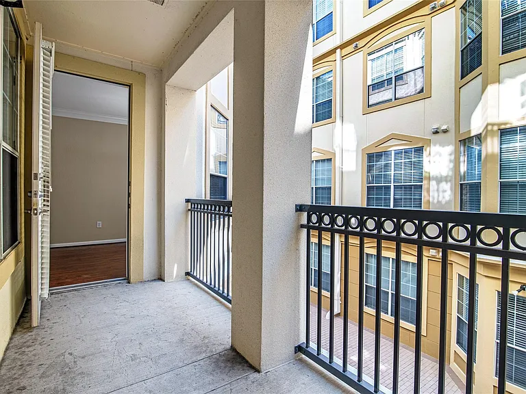 7575 Kirby Dr #3202 — Photo 5