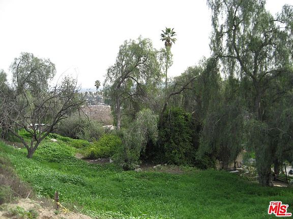 5th image of 3900 Pueblo Ave