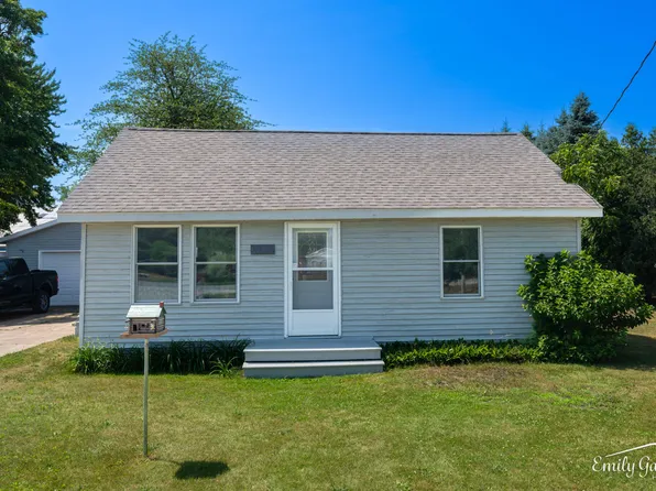 5255 Airline Rd, Muskegon, MI 49444
