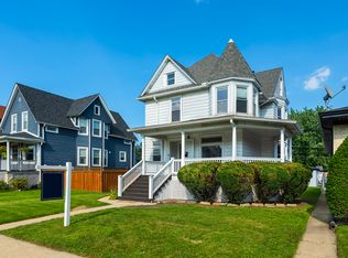 3133 Kenilworth Ave, Berwyn, IL 60402