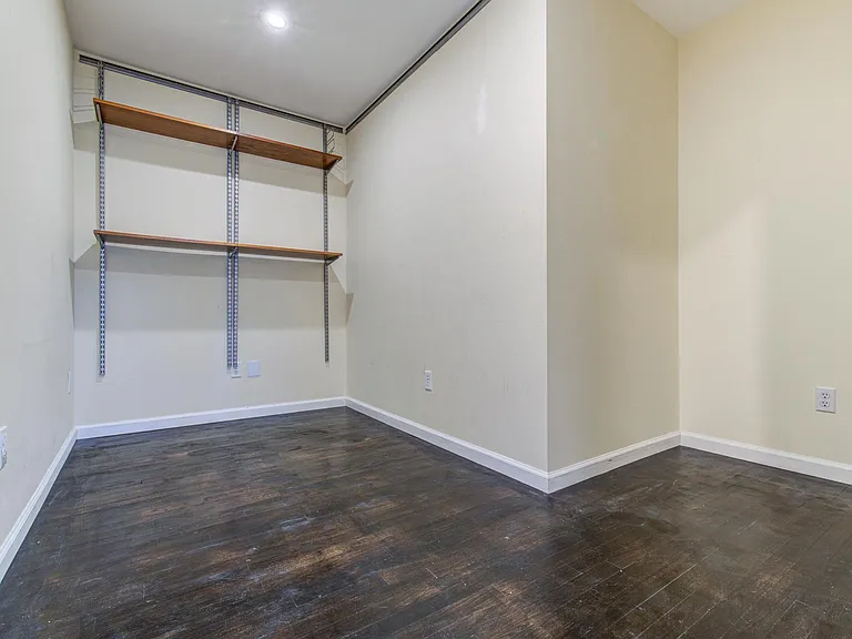 Bonus/flex room. Can be office or third bedroom