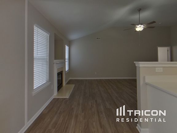5th image of 7105 Angela Marie Ct
