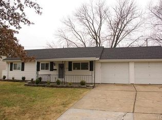 207 Saint Margaret Ln, O'Fallon, MO 63366