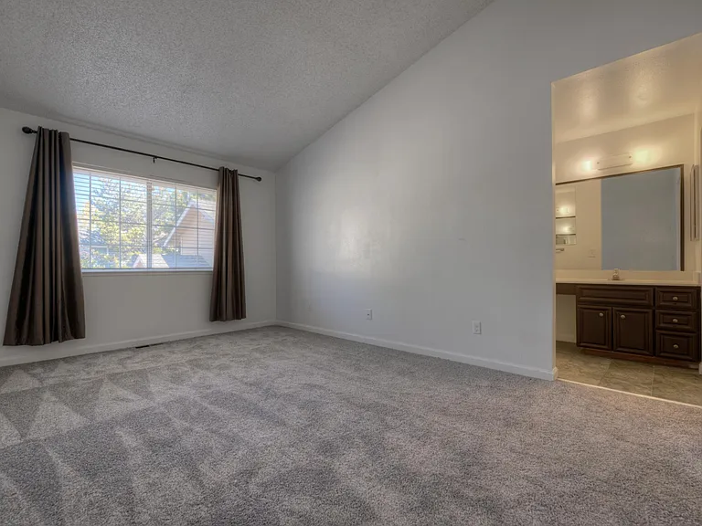 6024 Conness Way — Photo 21