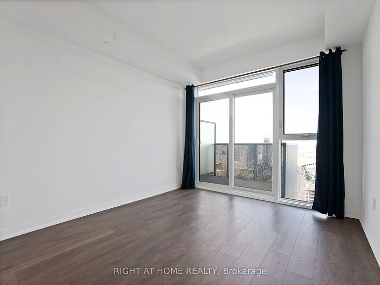 20 Richardson St #11 — Photo 14
