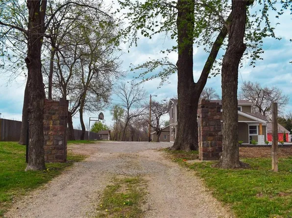7918 Leavenworth Rd, Kansas City, KS 66109