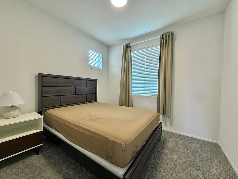 5672 Beguiling Falls St — Photo 16