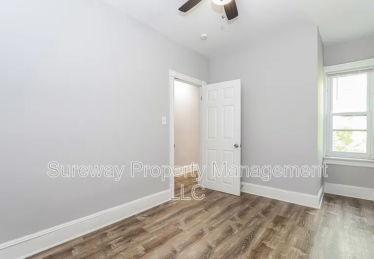 313 Home Ave — Photo 14